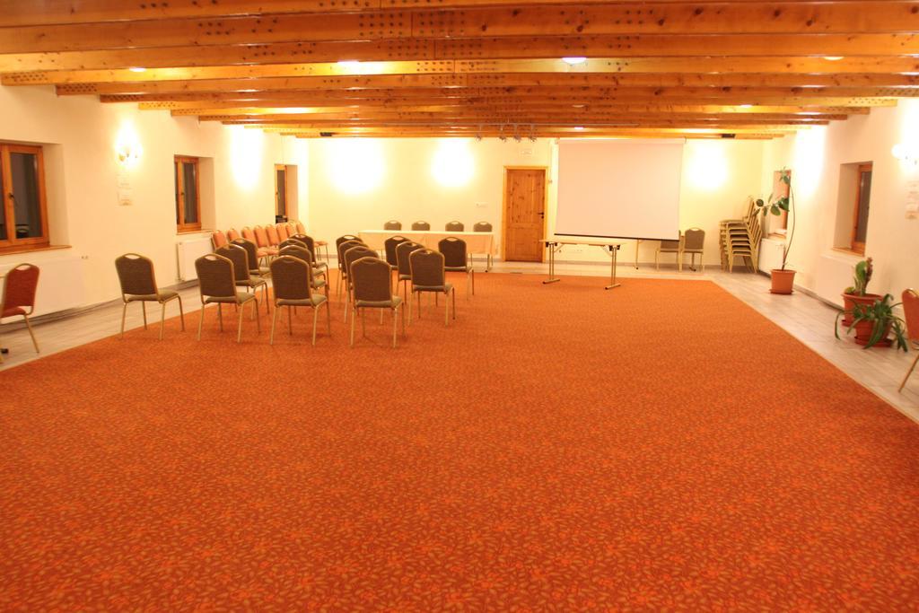 Hotel Bucegi Portile Regatului Paraul Rece Exteriör bild